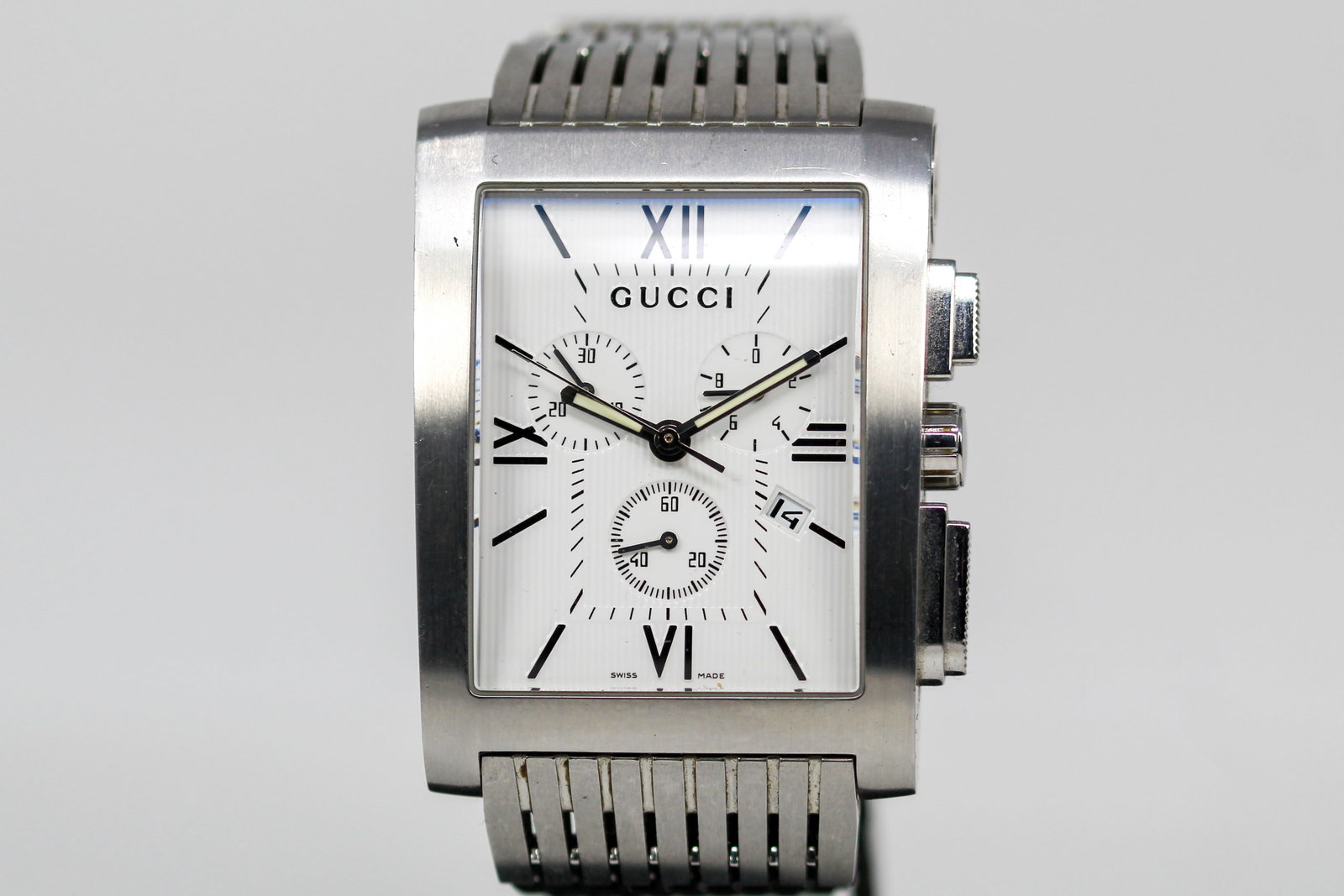 Gucci Chronograph with Date Rectangular Wristwatch (1 of 8)