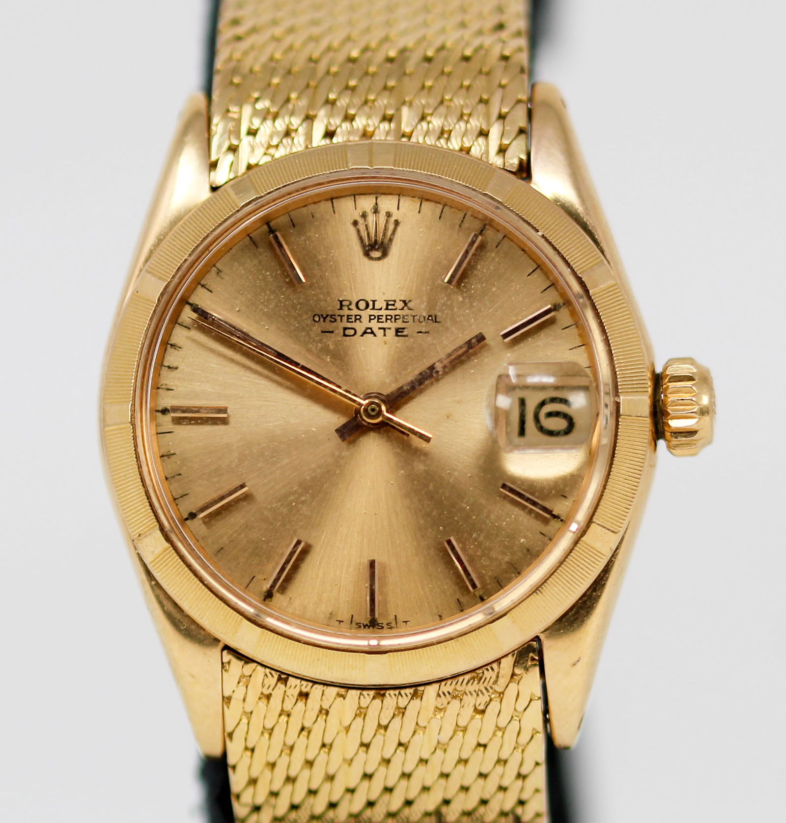 Vintage Rolex Oyster Perpetaul Date Wristwatch in 18k Yellow Gold *Serial # Worn, Difficult to Read*: 18k Yellow Gold Vintage Rolex Oyster Perpetaul Date Wristwatch on 18k Yellow Gold Rolex Bracelet *Serial # Worn, Difficult to Read*; Model 6625, Serial # 57608. 30mm diameter. Running at time of catal