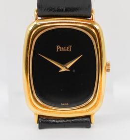 Piaget Rectangular Wristwatch in 18k Yellow Gold