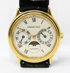 Vintage Audemars Piguet Calendar Moonphase Wristwatch in 18k Yellow Gold