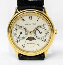 Vintage Audemars Piguet Calendar Moonphase Wristwatch in 18k Yellow Gold