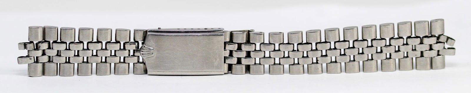 Loose Stainless Steel Vintage Rolex Bracelet *Missing End Links*: Loose Stainless Steel Vintage Rolex Bracelet *Missing End Links*. 6.25" length, 19mm end link. Loose watch parts. PLEASE NOTE: all wristwatches are sold "as-is", with no mechanical warranty or guarant