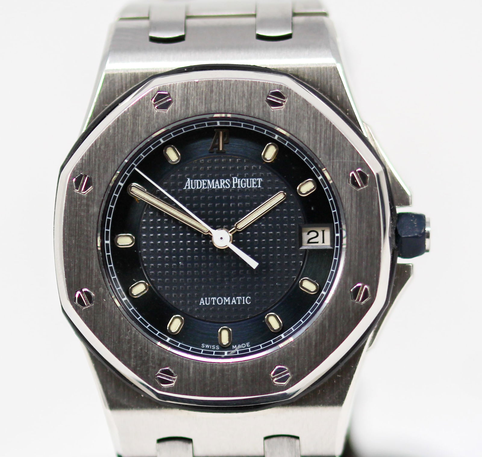 Ladies Audemars Piguet Royal Oak Offshore with Date Wristwatch (1 of 8)