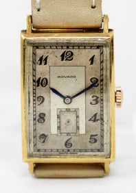 Vintage Movado Rectangular Wristwatch in 18k Yellow Gold
