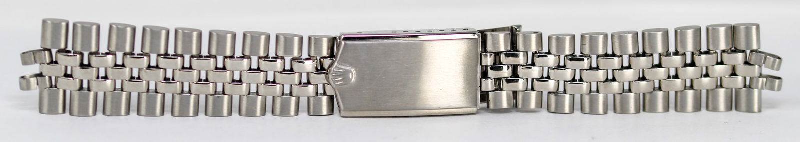 Loose Stainless Steel Vintage Rolex Bracelet *Missing End Links*: Loose Stainless Steel Vintage Rolex Bracelet *Missing End Links*. 5.75" length, 18mm end link. Loose watch parts. PLEASE NOTE: all wristwatches are sold "as-is", with no mechanical warranty or guarant