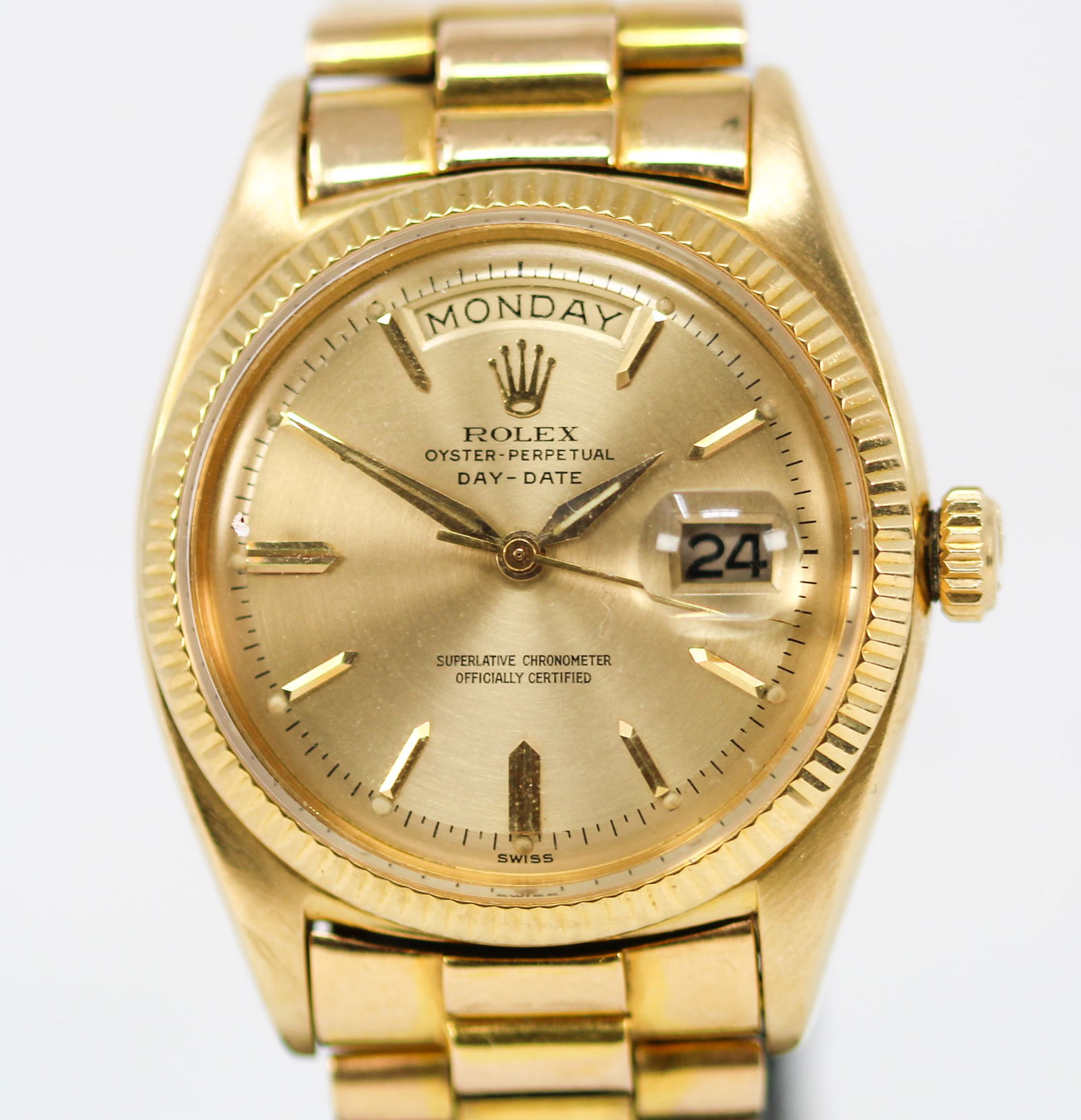 Vintage Rolex Oyster Perpetual Day-Date Wristwatch in 18k Yellow Gold (1 of 8)