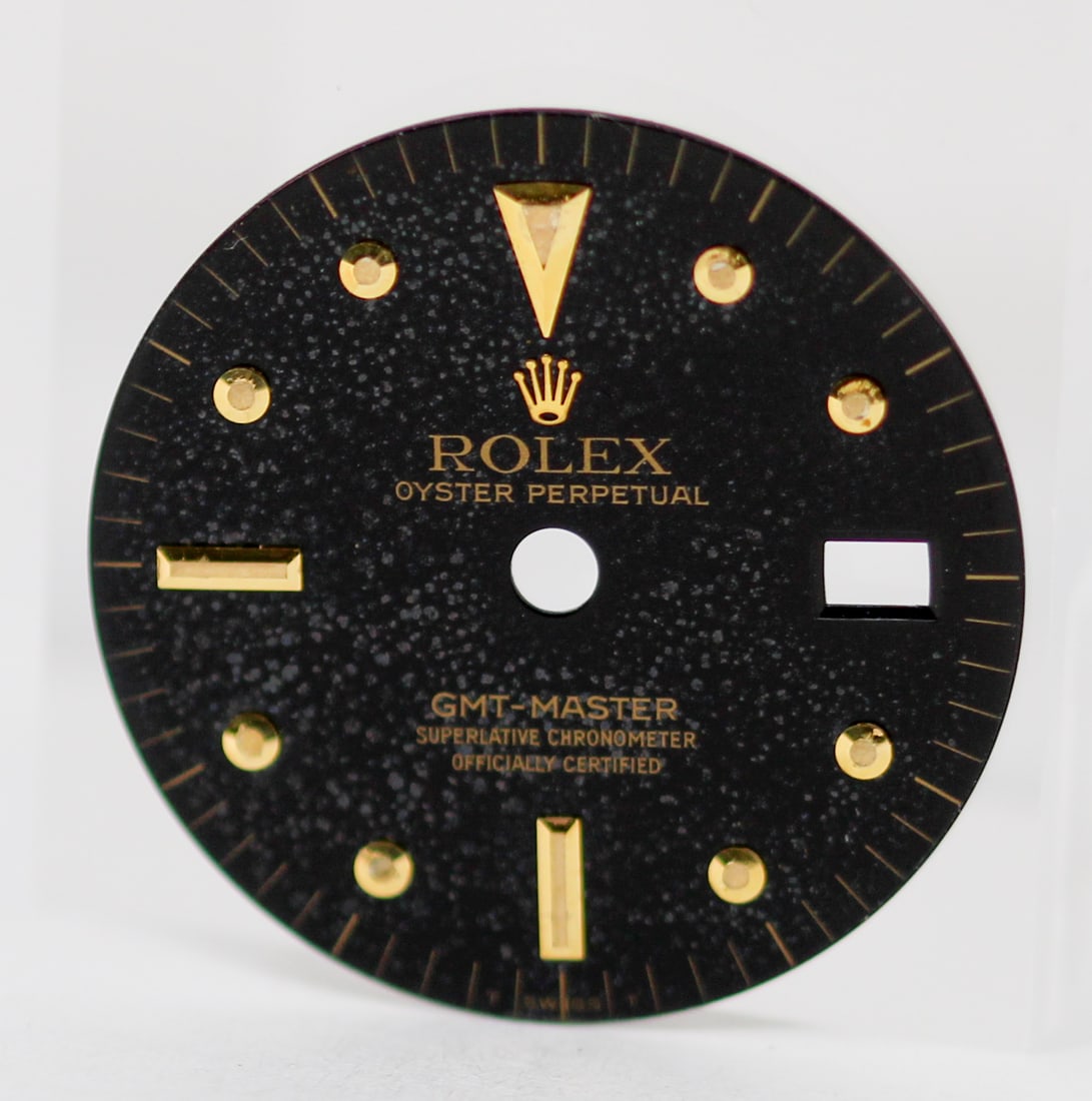 Loose Vintage Rolex Oyster Perpetual GMT-Master with Date Dial: Loose Vintage Rolex Oyster Perpetual GMT-Master with Date Dial. Black dial. 27mm diameter. Loose watch parts. PLEASE NOTE: all wristwatches are sold "as-is", with no mechanical warranty or guarantee.