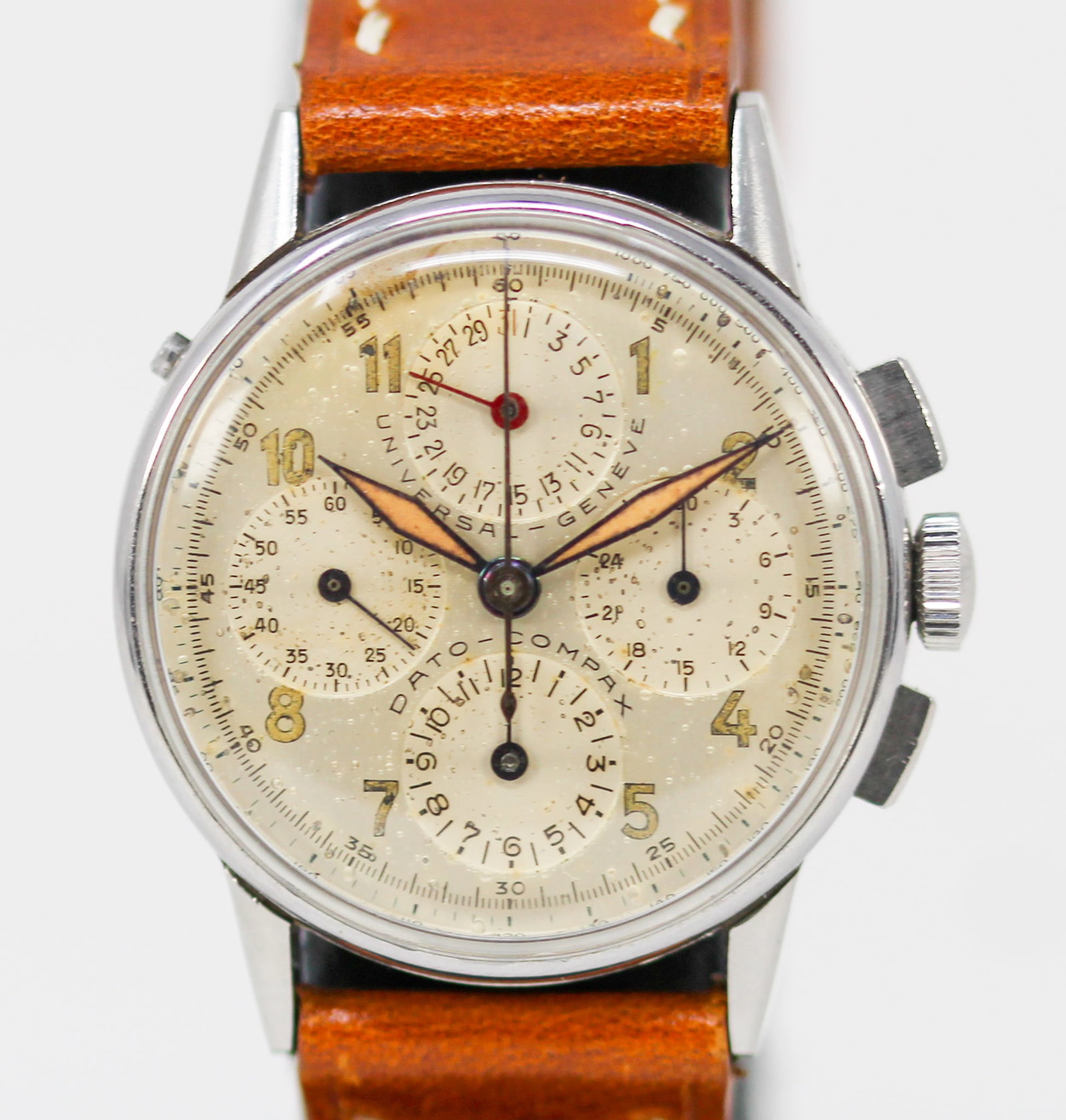 Vintage Universal Geneve Dato-Compax Chrongraph Wristwatch (1 of 4)
