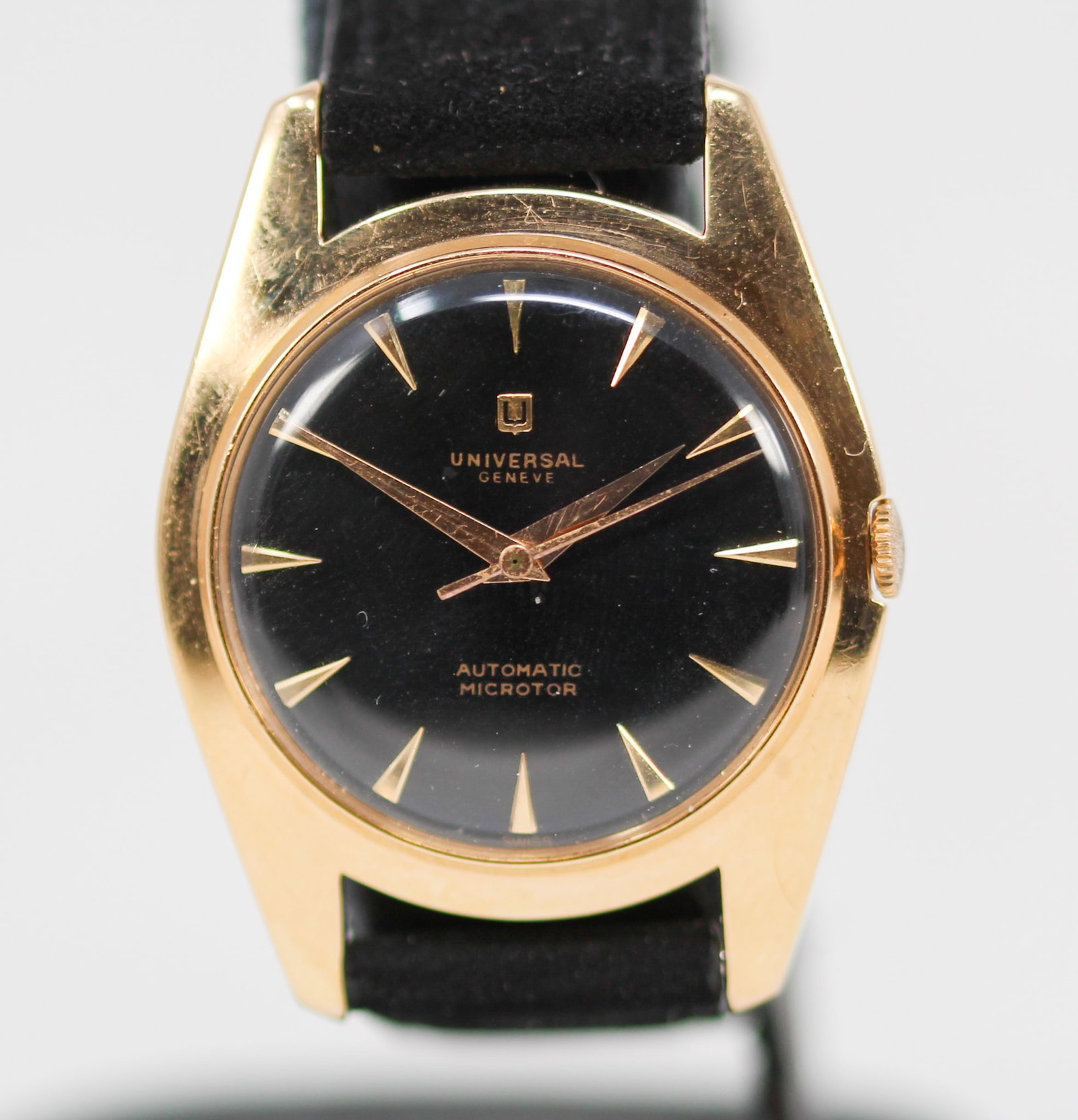 Vintage Universal Geneve Wristwatch in 18k Rose Gold (1 of 4)