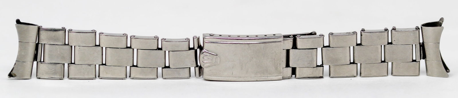 Stainless Steel Vintage Rolex Bracelet: Stainless Steel Vintage Rolex Bracelet; # 7-71. 5.75" length, 18mm end link. Loose watch parts. PLEASE NOTE: all wristwatches are sold "as-is", with no mechanical warranty or guarantee. Any representa