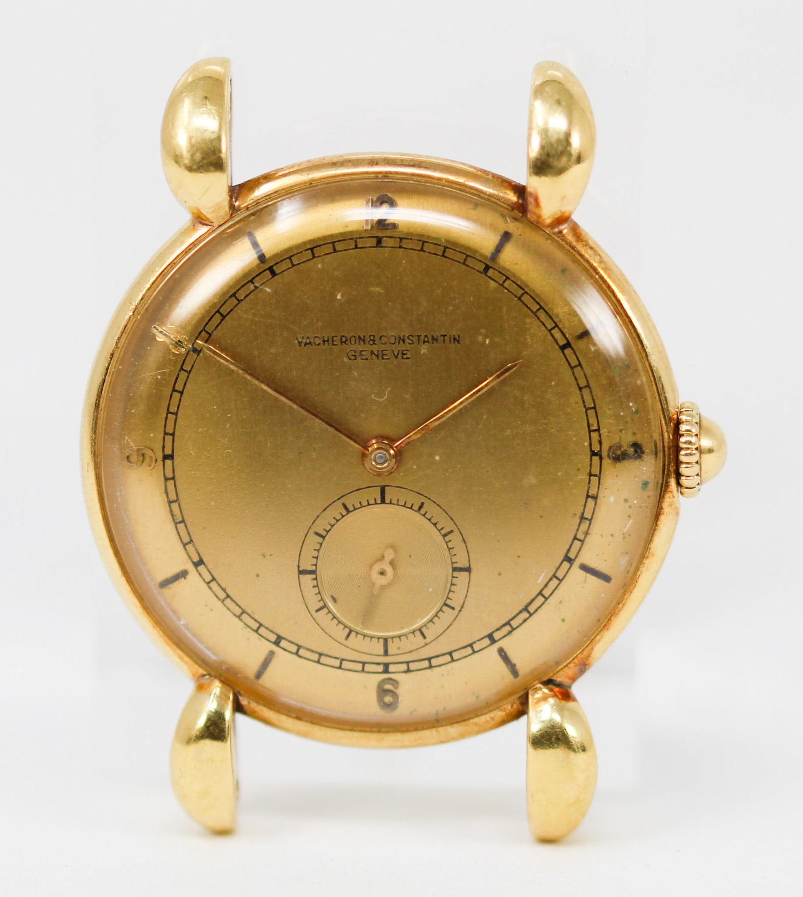 Vintage Vacheron & Constantin Geneve Wristwatch in 18k Yellow Gold (1 of 6)
