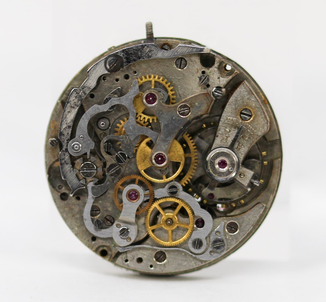Loose Vintage Watch Movement (1 of 2)