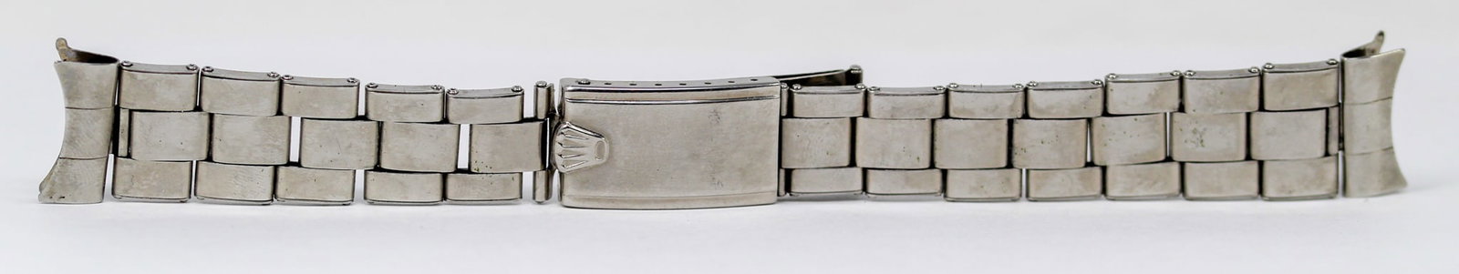 Stainless Steel Vintage Rolex Bracelet: Stainless Steel Vintage Rolex Bracelet; # 74. 6.5" length, 18mm end link. Loose watch parts. PLEASE NOTE: all wristwatches are sold "as-is", with no mechanical warranty or guarantee. Any representatio