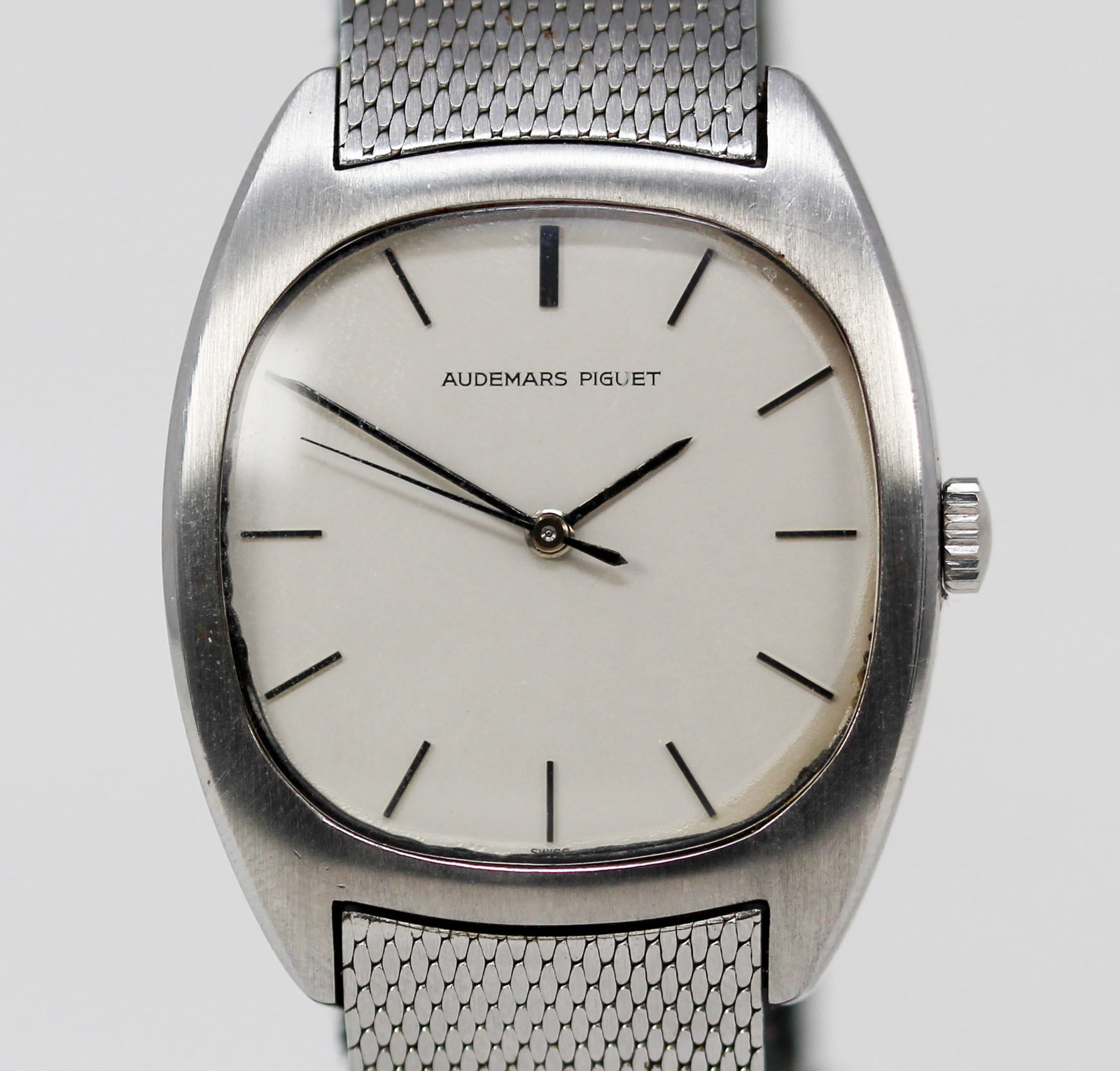 Vintage Audemars Piguet Wristwatch: Stainless Steel Vintage Audemars Piguet Wristwatch on Stainless Steel Audemars Piguet Bracelet; Serial # 73789. 34mm diameter. Running at time of cataloging. PLEASE NOTE: all wristwatches are sold
