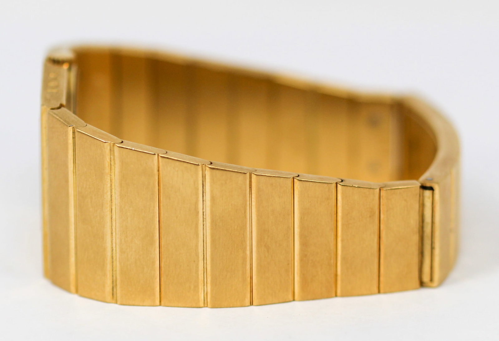 Vintage Rolex King Midas Wristwatch in 18kt Yellow Gold - 4