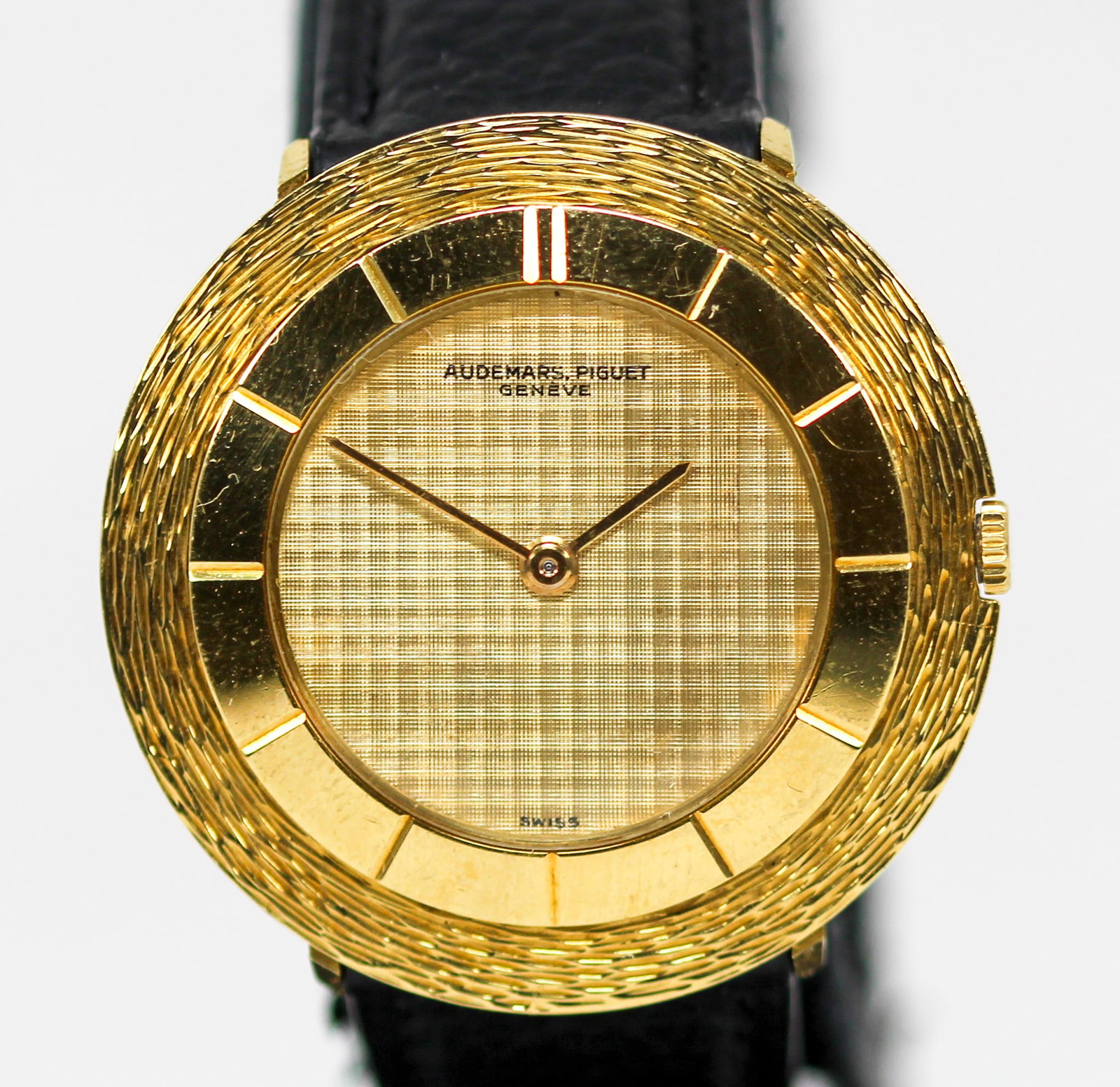 Vintage Audemars Piguet Geneve Wristwatch in 18kt Yellow Gold (1 of 4)