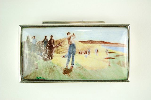 SOLID STERLING SILVER PILLBOX WITH MAN PLAYING GOLF IN : This Sterling Silver Pillbox would be an ideal gift for someone who plays golf. It is a Solid STERLING SILVER rectangular pillbox with a lovely painted scene of golfer. The box measures 2" x 1" and is
