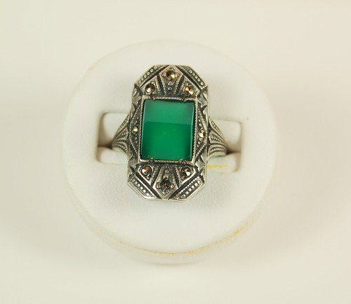 ART DECO RING STERLING SILVER GREEN BAKELITE Marcasite: This ANTIQUE STERLING SILVER Ring is Circa 1930. It is ART DECO and it features a Green Bakelite Prism surrounded by Marcasites. The ring is a Size 7 and can be resized.