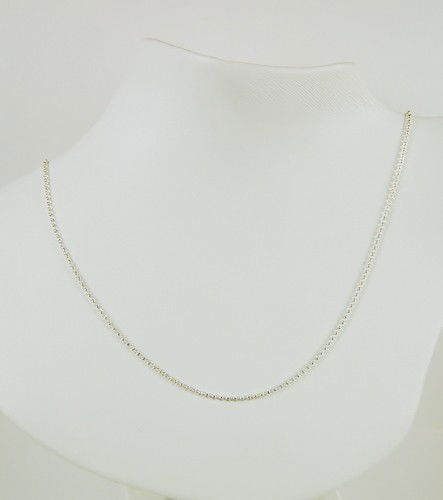 STERLING SILVER NECKLACE 20 INCH CHAIN ROLO 1.5MM: STERLING SILVER Rolo Chain 20 inches in length and 1.5mm thick. This is an ideal STERLING SILVER Chain to be worn alone or with a Pendant.