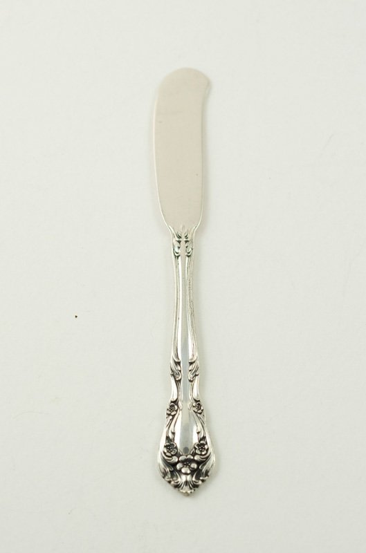 ALVIN STERLING SILVER CHATEAU ROSE BUTTER KNIFE FLAT: This ALVIN STERLING SILVER CHATEAU ROSE BUTTER KNIFE has a FLAT HANDLE and the entire Butter Knife is SOLID STERLING SILVER. The back of the Knife is beautifully Hallmarked "Alvin Sterling PAT 1940 Ch