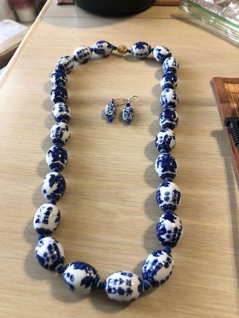 Vintage Asian Blue & White Porcelain 28” Glass Bead.... (1 of 8)