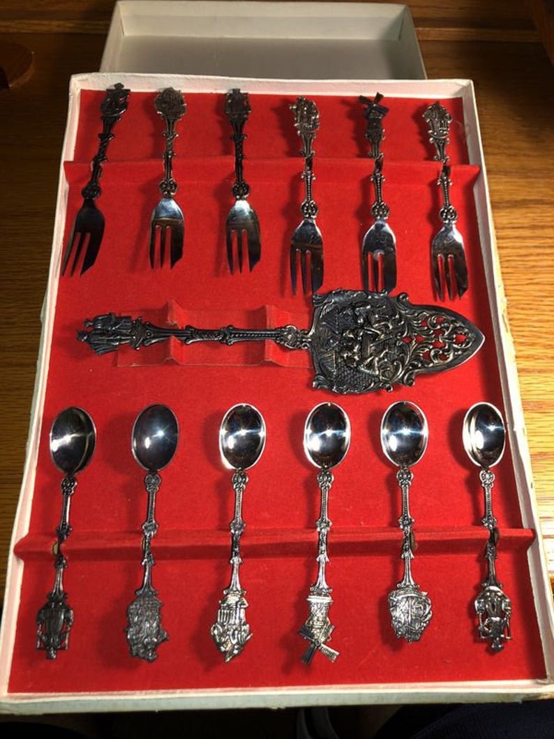 Set /13 Dutch/Holland Region Stamped .90 Silver Coated.: Set /13 Dutch/Holland Region Stamped .90 Silver Coated Windmill Spoon Set Preowned from an Estate. No Reserve Bid & No Buyers Premium. Local Pickup or Shipping by the UPS Store only.