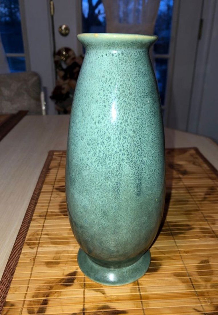Vintage Green Glazed 8-1/4” Tall Pottery Vase In Vg (1 of 5)
