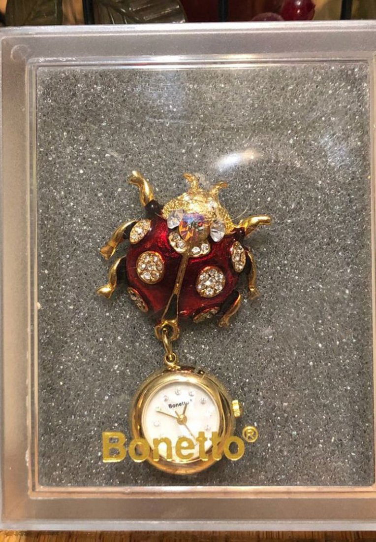 Vtg Bonetto Lady Bug Rhinestone Quartz Watch Pendant: Vintage Bonetto Lady Bug Rhinestone Quartz Watch Pendant Never Used In Original Box as Pictured. No Reserve Bid & No Buyers Premium. Shipping $5.00 Payment Forms Accepted; Bank Wires(Routing & Account