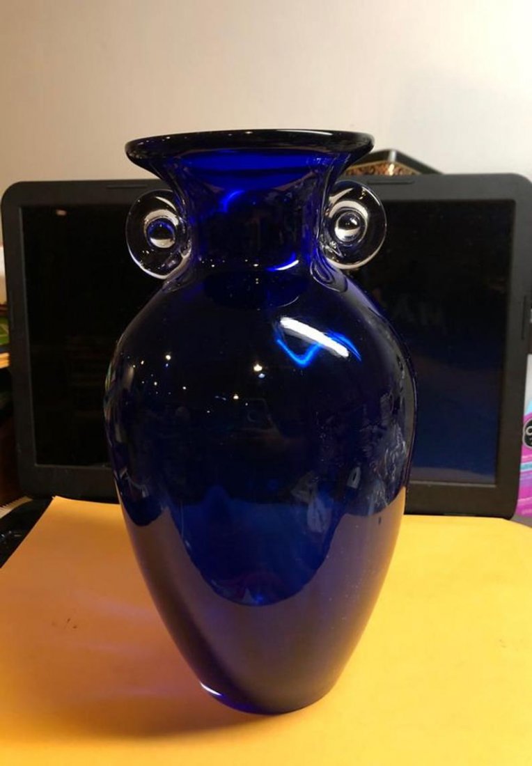 Vintage 10” Tall Blue & Clear Art Glass Vase Preowned (1 of 5)