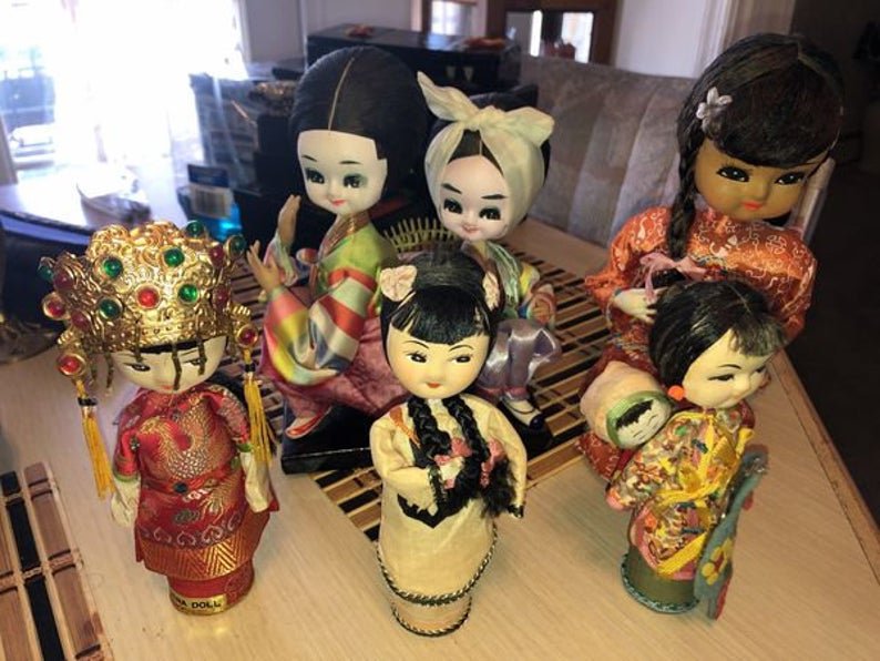 Lot of 5 Vintage Dolls Made In Taiwan from an Estate: Lot of 5 Vintage Dolls Made In Taiwan from an Estate Cleanout as Pictured. No Reserve Bid & No Buyers Premium. Shipping $12.00 Payment Forms Accepted; Bank Wires(Routing & Account Number will be Furni