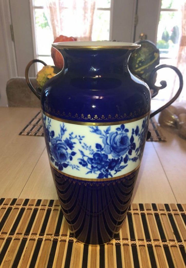 Vintage Royal KPM Bavarian Germany 93/28 Echt Cobalt: Vintage Royal KPM Bavarian Germany 93/28 Echt Cobalt 11Â” Tall Vase Preowned From Estate. No Reserve Bid & No Buyers Premium. Shipping $15.00 Payment Forms Accepted; Bank Wires(Routing & Account Nu