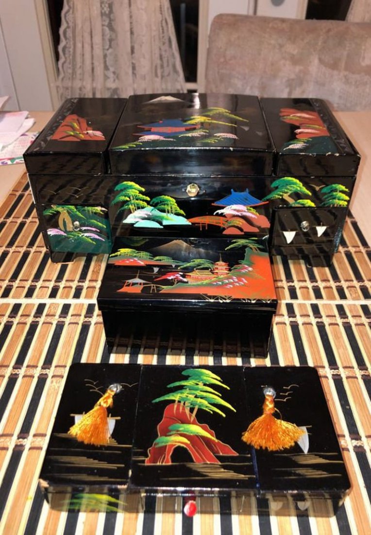 2-Japanese Lacquered Jewelry Boxes & 1-Hand Painted.... (1 of 11)