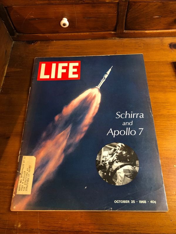 Life Magazine October 25, 1968 Edition in Good Cond (1 of 4)