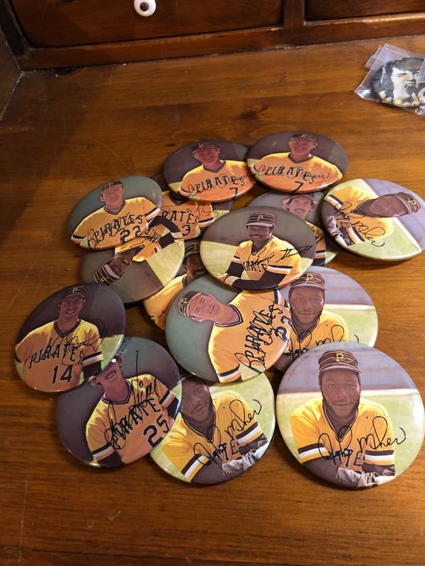 15 Vtg Pittsburgh Pirates Baseball Players Pinbacks... (1 of 7)