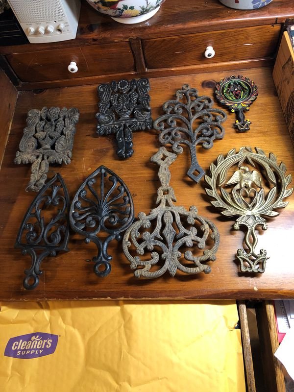 8 Vintage Trivets from an Estate as Pictured: 8 Vintage Trivets from an Estate as Pictured. No Reserve Bid & No Buyers Premium. Local Pickup or Shipping by the UPS Store only. Payment Forms Accepted; Bank Wires(Routing & Account Number will be Fu