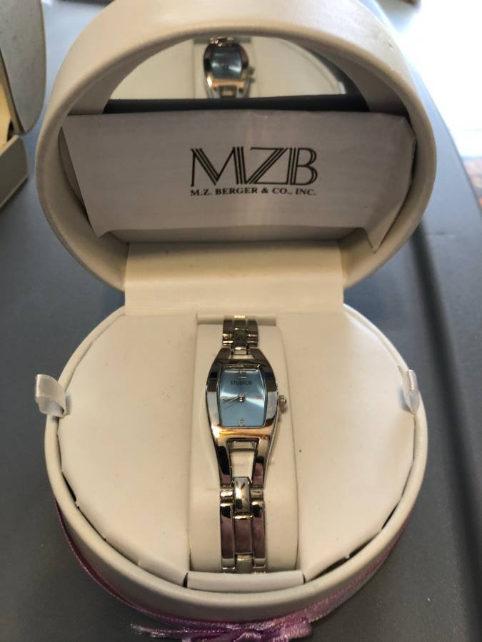 Studio Time Ladies Wristwatch Never Used from Estate (1 of 3)