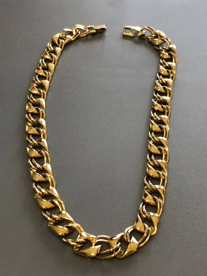 Vintage 18" Trifari Heavy Link Necklace Preowned...: Vintage 18" Trifari Heavy Link Necklace Preowned from an Estate...Shipping $5.00
