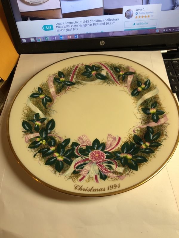 Lenox South Carolina 1991 Christmas Collectors Plate: Lenox South Carolina 1991 Christmas Collectors Plate with No Plate Hanger as Pictured 10.75” No Original Box. Shipping Actual Charge.