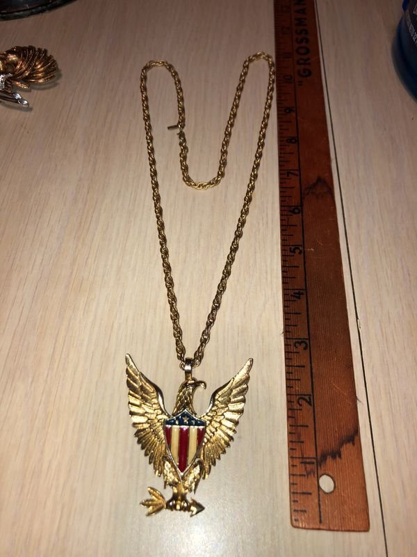 Vintage Monet Chain w/Eagle Pendant With Moveable Head (1 of 5)