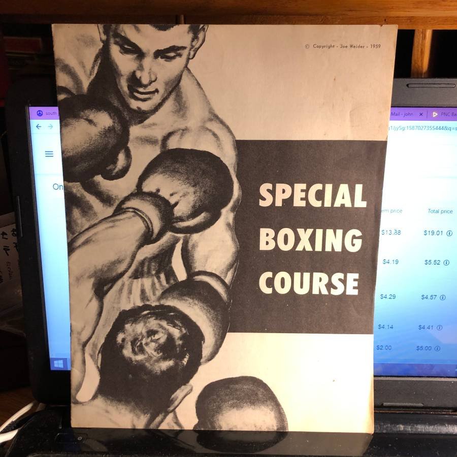 Joe Weider's 11-Page Special Boxing Course Brochure....: Joe Weider's 11-Page Special Boxing Course Brochure Dated 1959 in Good Condition. Shipping $4.00