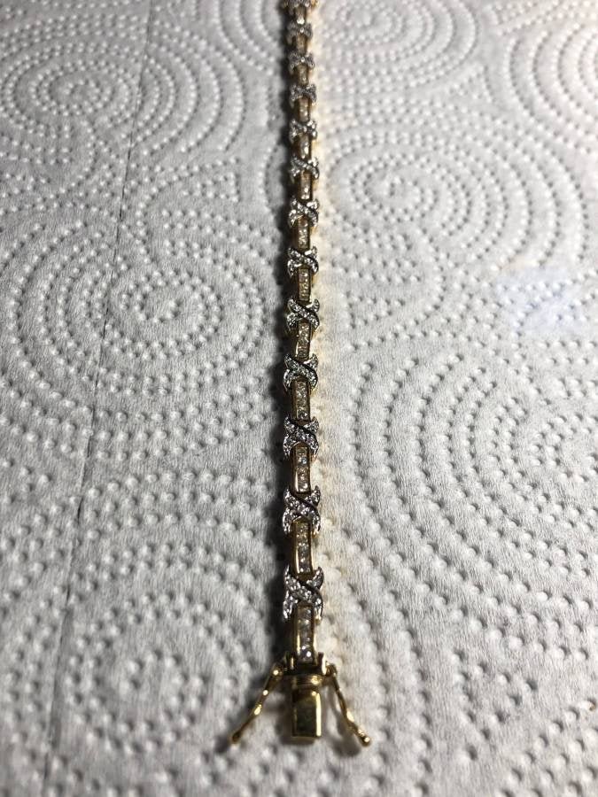 Sterling Silver CZ Tennis Bracelet 7-1/2" Preowned....: Sterling Silver CZ Tennis Bracelet 7-1/2" Preowned from an Estate. (Gold Plating Over Silver Yellow Color) Shipping $5.00