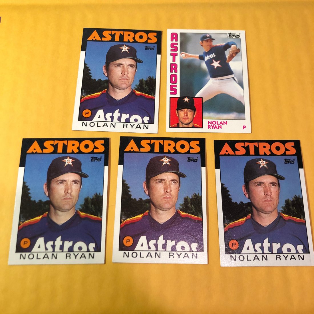 Lot of 5 NOLAN RYAN Baseball Cards in Very Good Cond... (1 of 7)