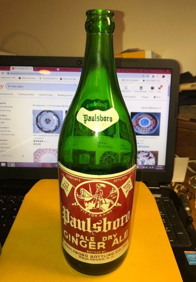 Scarce Paulsboro NJ 30-Ounce Ginger Ale Bottle In A-1..: Scarce Paulsboro NJ 30-Ounce Ginger Ale Bottle In A-1 Condition From Estate. No Reserve Bid & No Buyers Premium. Domestic Shipping $10.00