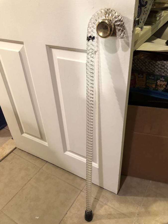 Royal Lucite Cane 35-1/2" Tall Preowned & Hardly Used.. (1 of 5)