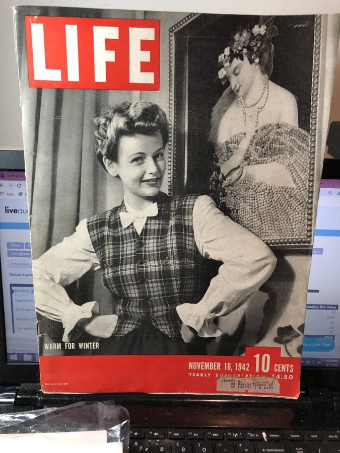 LIFE Magazine 1942 Warm for Winter Edition Magazine... (1 of 4)