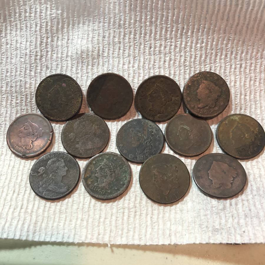 LOT OF 13 U.S. LARGE CENTS IN VERY HEAVILY CIRCULATED.. (1 of 3)