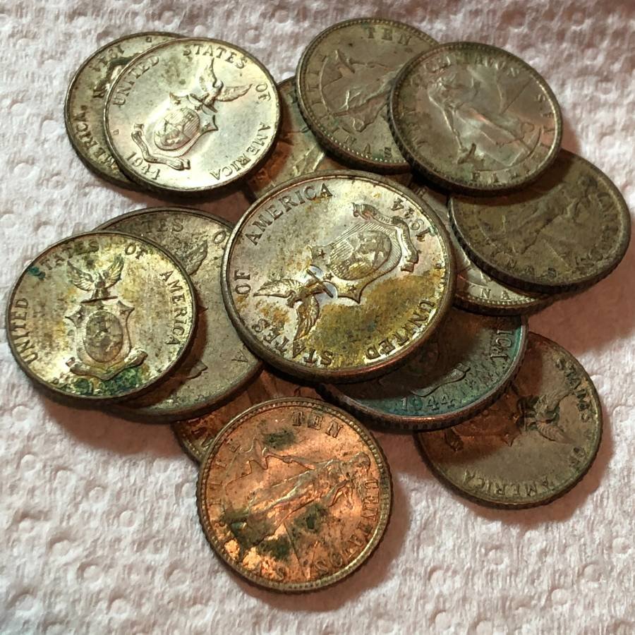 LOT OF 1.15 OUNCES PHILIPPINES SMALL SILVER COINS... (1 of 3)