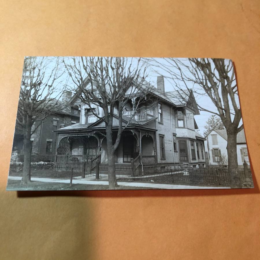 Early 1900s Real Photo Victorian Era Home Postcard #471 (1 of 2)