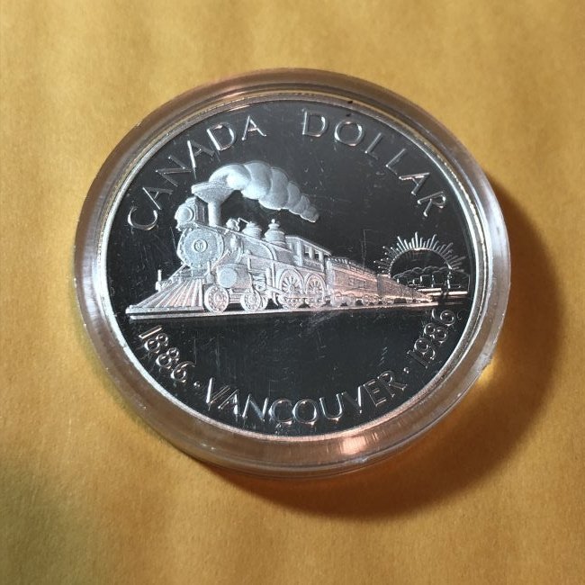 Canada 1986 Proof Commemorative Silver Dollar in Orig.. (1 of 2)