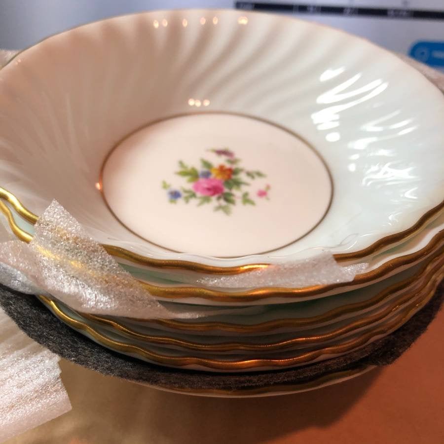 6-Vintage MINTON \"DAWN\" Blue Border Pattern Dessert (1 of 4)